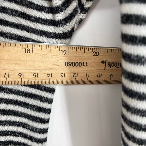 Lucky Brand Women’s Top Cowl Neck Stripes Oversized Classic Drawstring XS - Picture 7 of 8